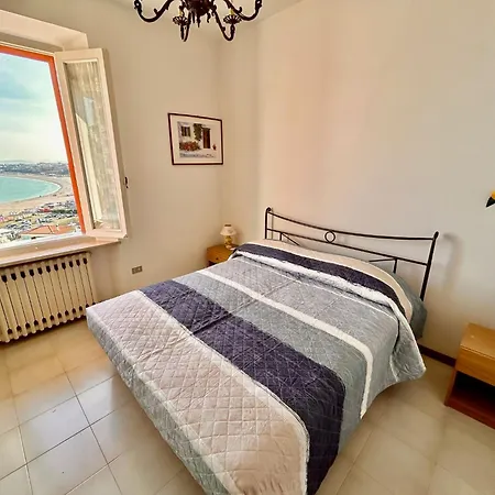 Golfo Vicino Al Mare Con Vista Mare Fantastica Numana